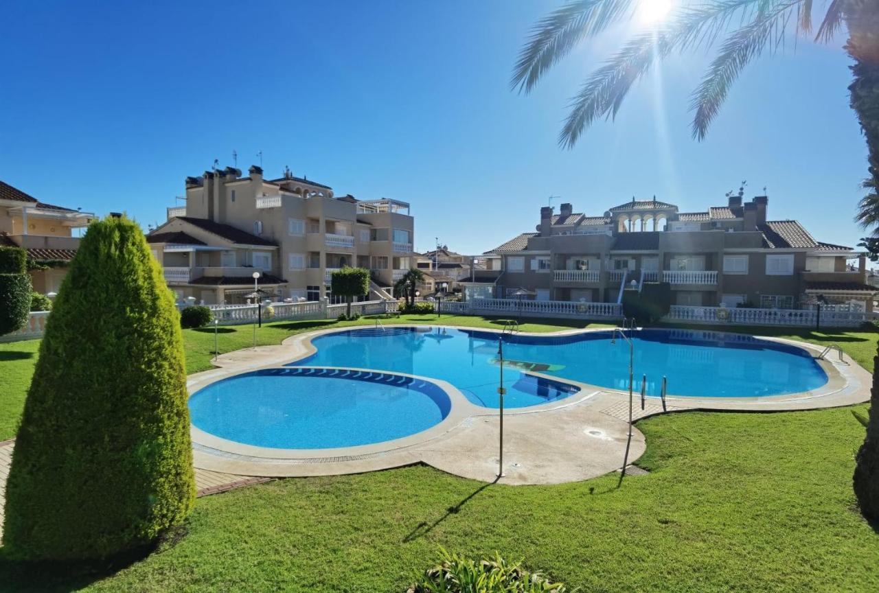 Apartament Z Duzym Tarasem Na Pieknym Osiedlu Orihuela Zewnętrze zdjęcie