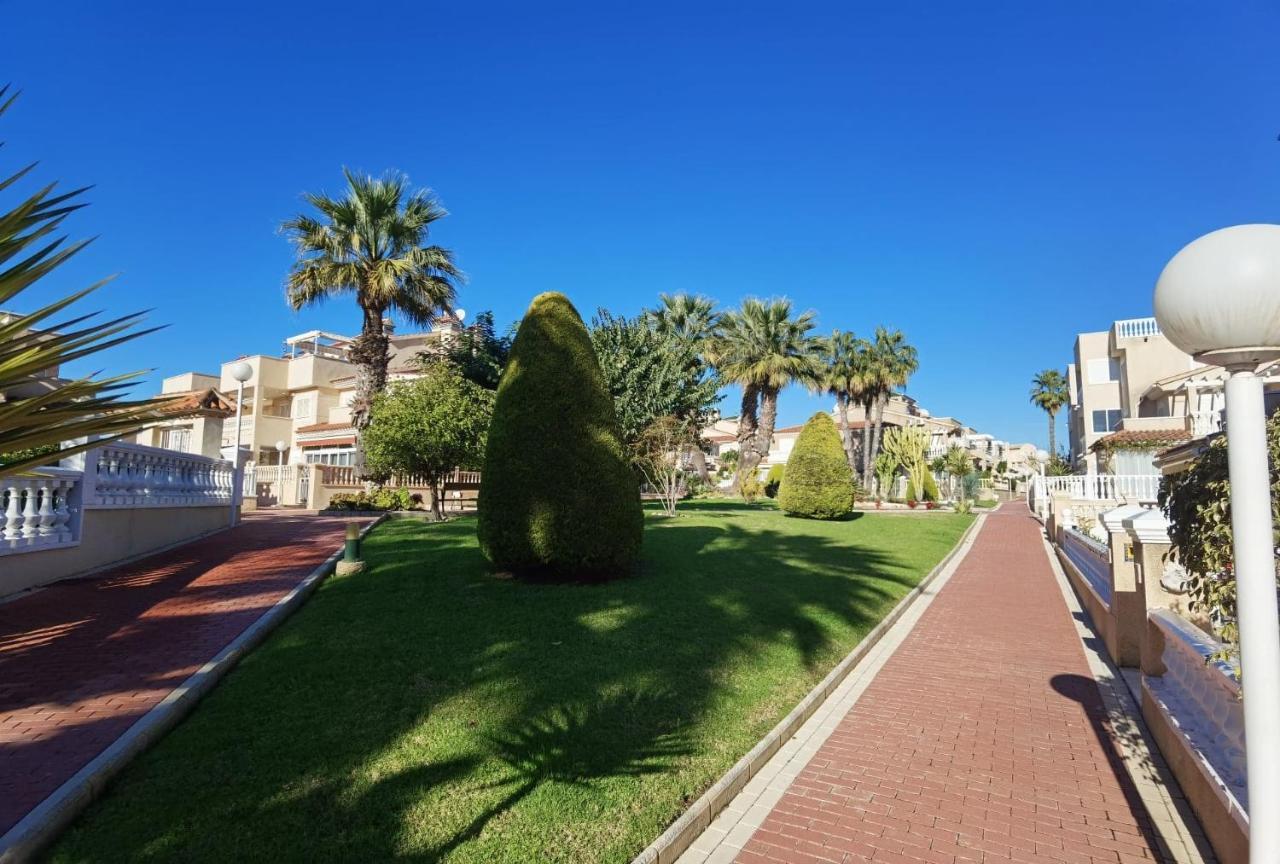 Apartament Z Duzym Tarasem Na Pieknym Osiedlu Orihuela Zewnętrze zdjęcie